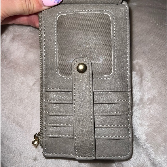 Urban Expressions Essentials Card Wallet - Picture 3 of 4